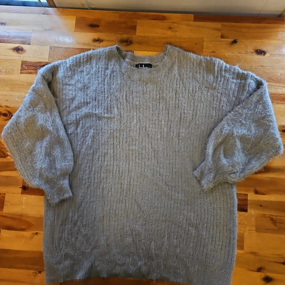 Gray fuzdy like Textured Sweater - Picture 1 of 2